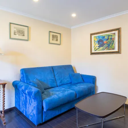 Apartment Elegant In Rome