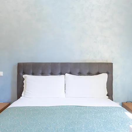 Elegant In Apartman