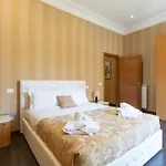 Apartament Elegant In